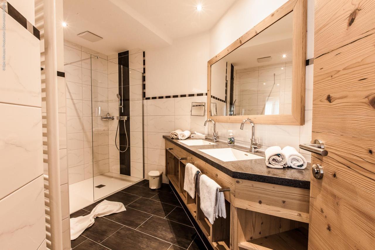 Schoenblick Appartements Tux Luaran gambar
