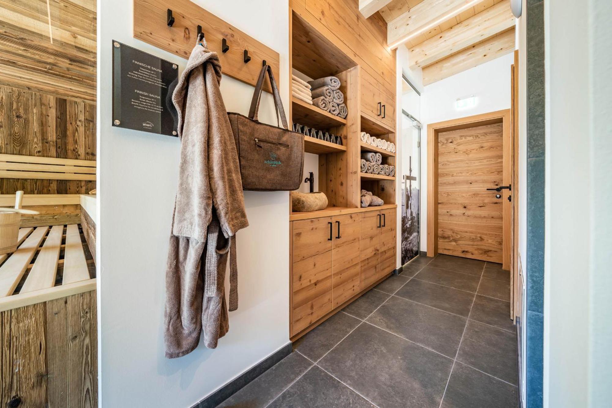Schoenblick Appartements Tux Luaran gambar