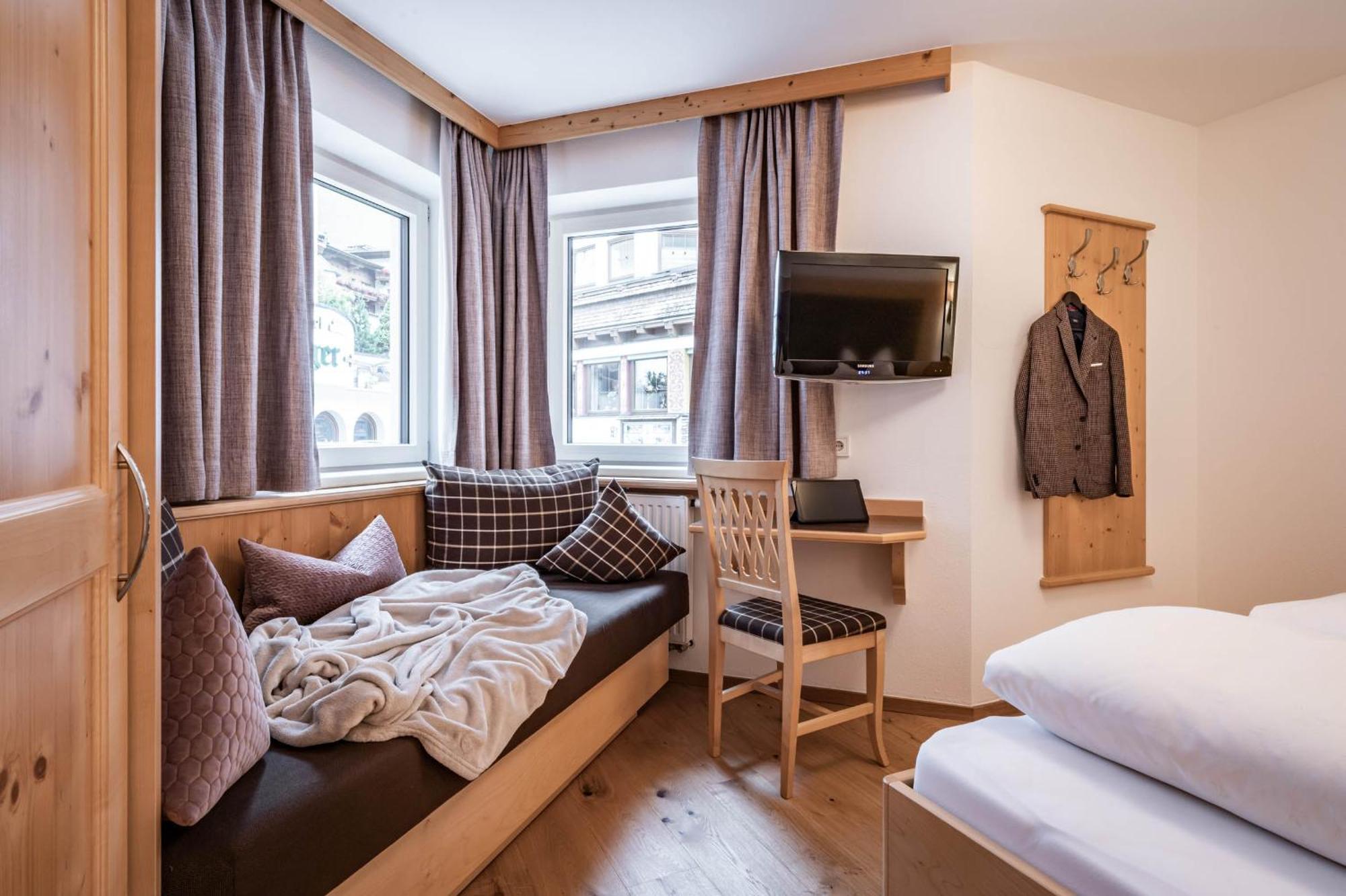 Schoenblick Appartements Tux Luaran gambar