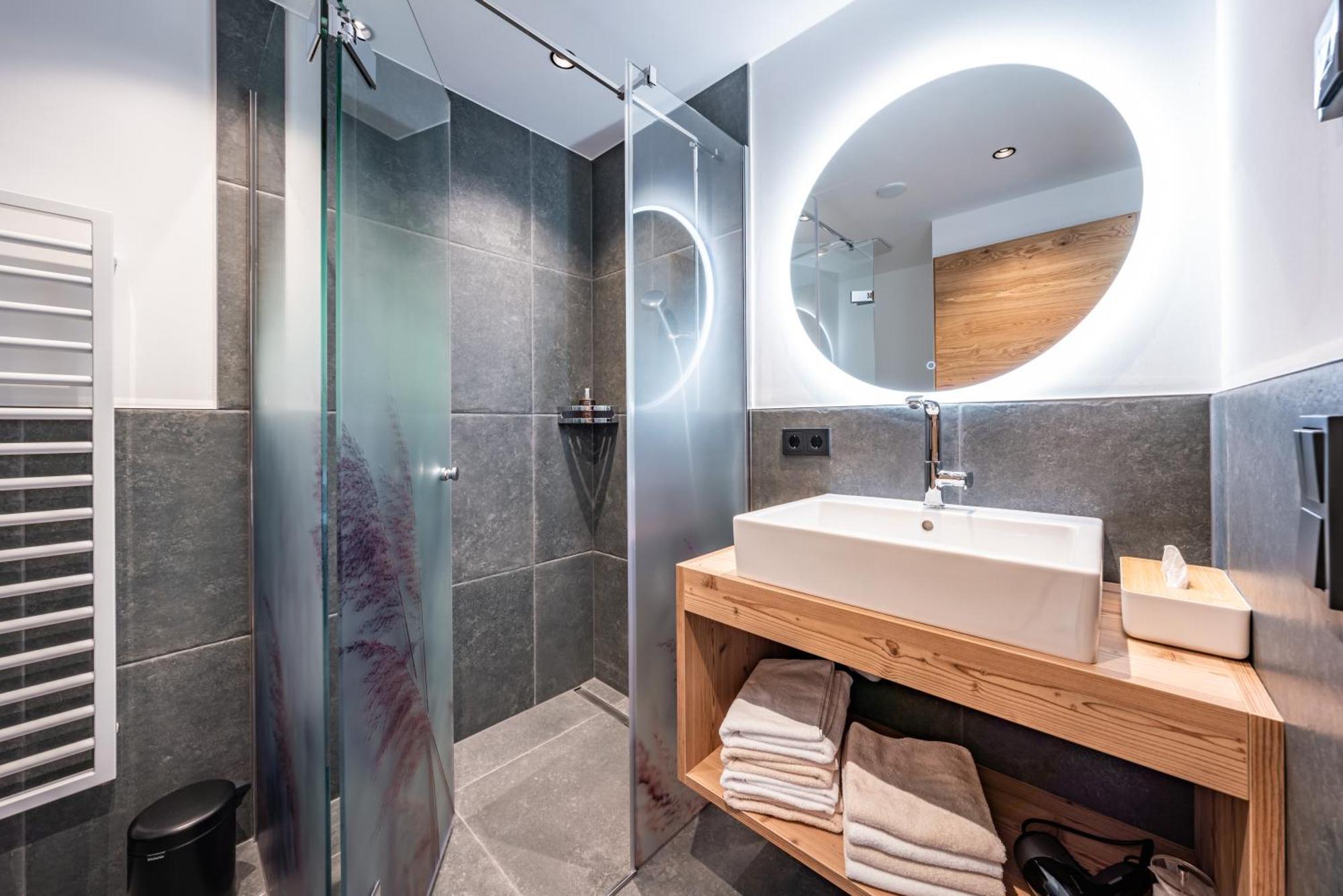 Schoenblick Appartements Tux Bilik gambar