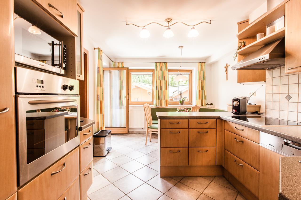 Schoenblick Appartements Tux Luaran gambar