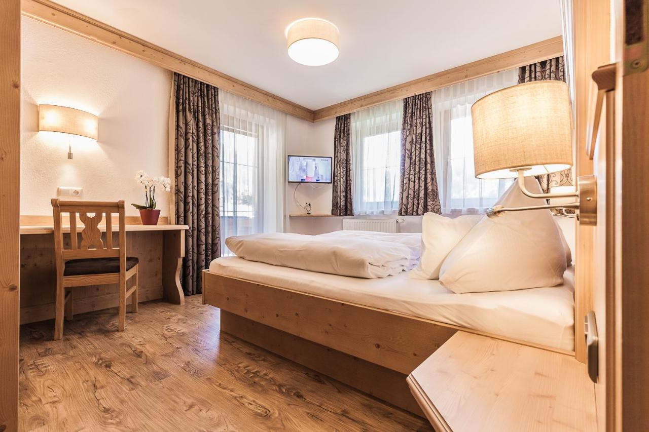 Schoenblick Appartements Tux Luaran gambar